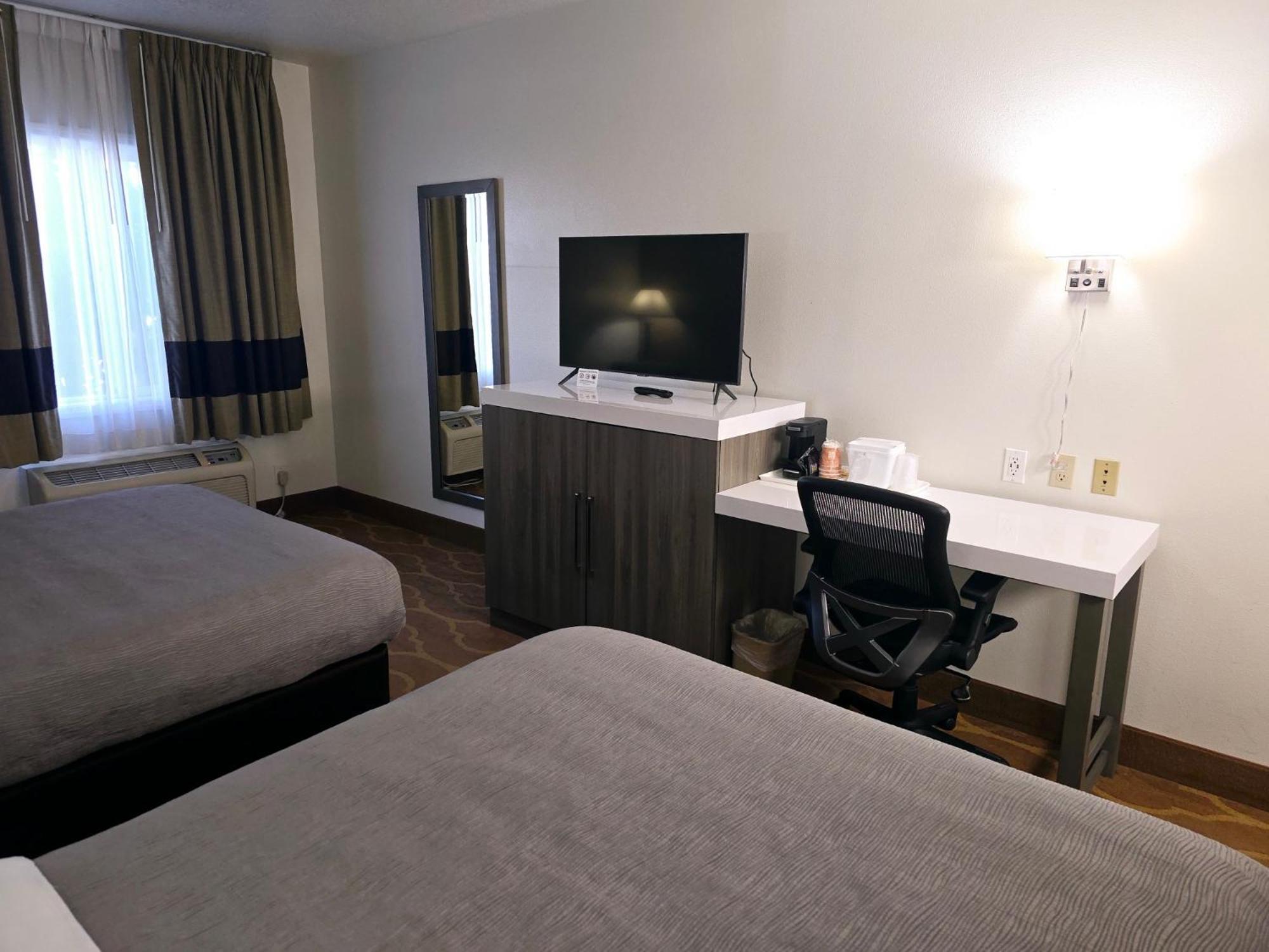 Quality Inn & Suites Longview Kelso Екстер'єр фото