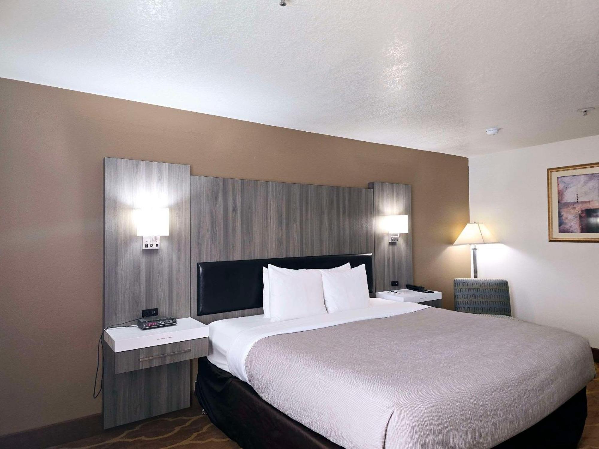 Quality Inn & Suites Longview Kelso Екстер'єр фото